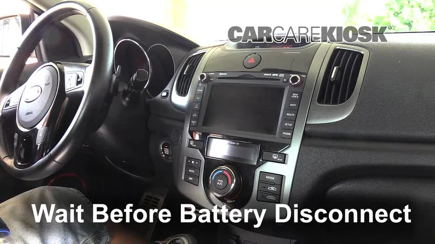 2013 Kia Forte Koup SX 2.4L 4 Cyl. Battery Replace